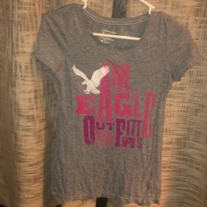 American Eagle tshirt